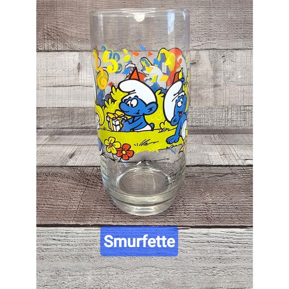 Vintage 1983 SMURFETTE SMURF 6" Drinking Glass - Picture 3 of 7